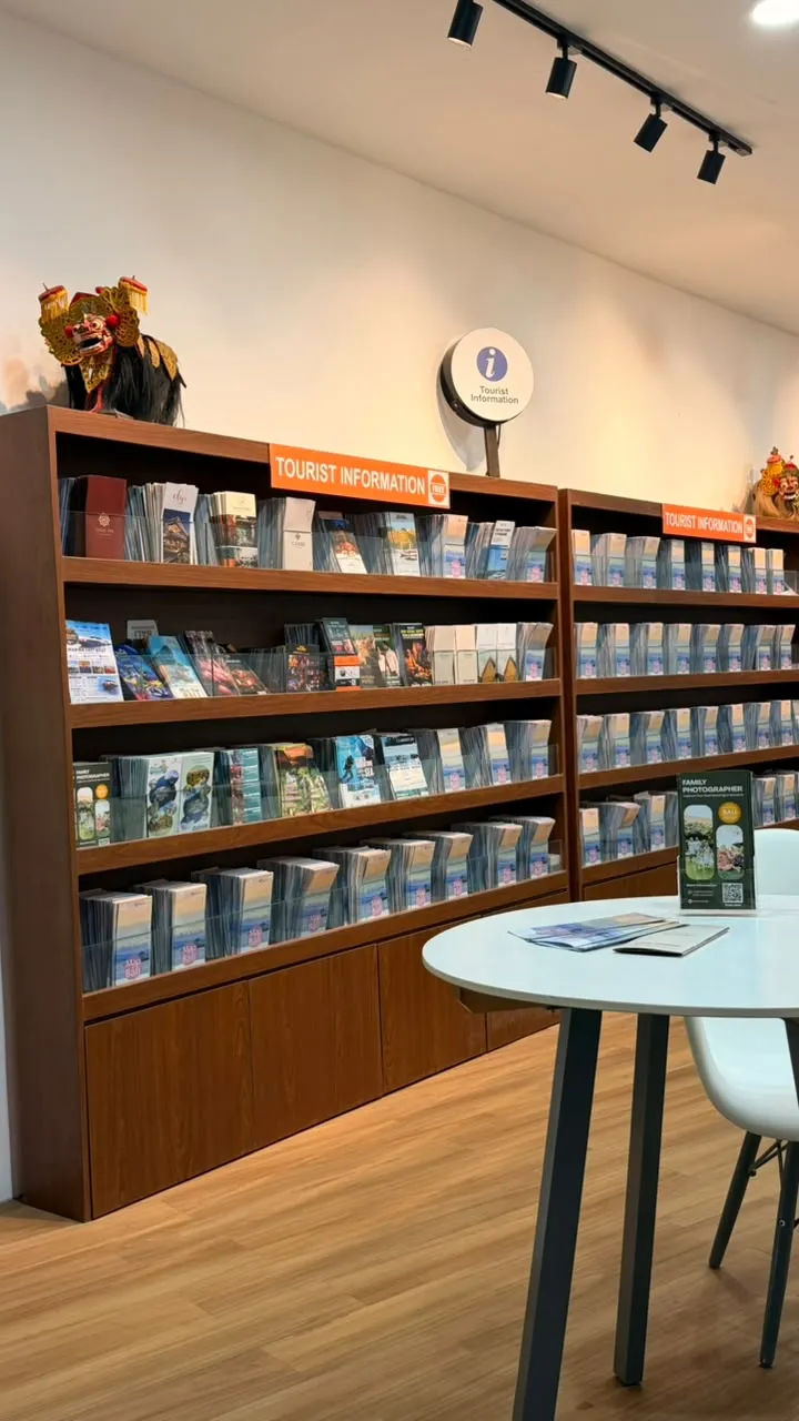 KTI Bali counter shelving with traditional Balinese mask